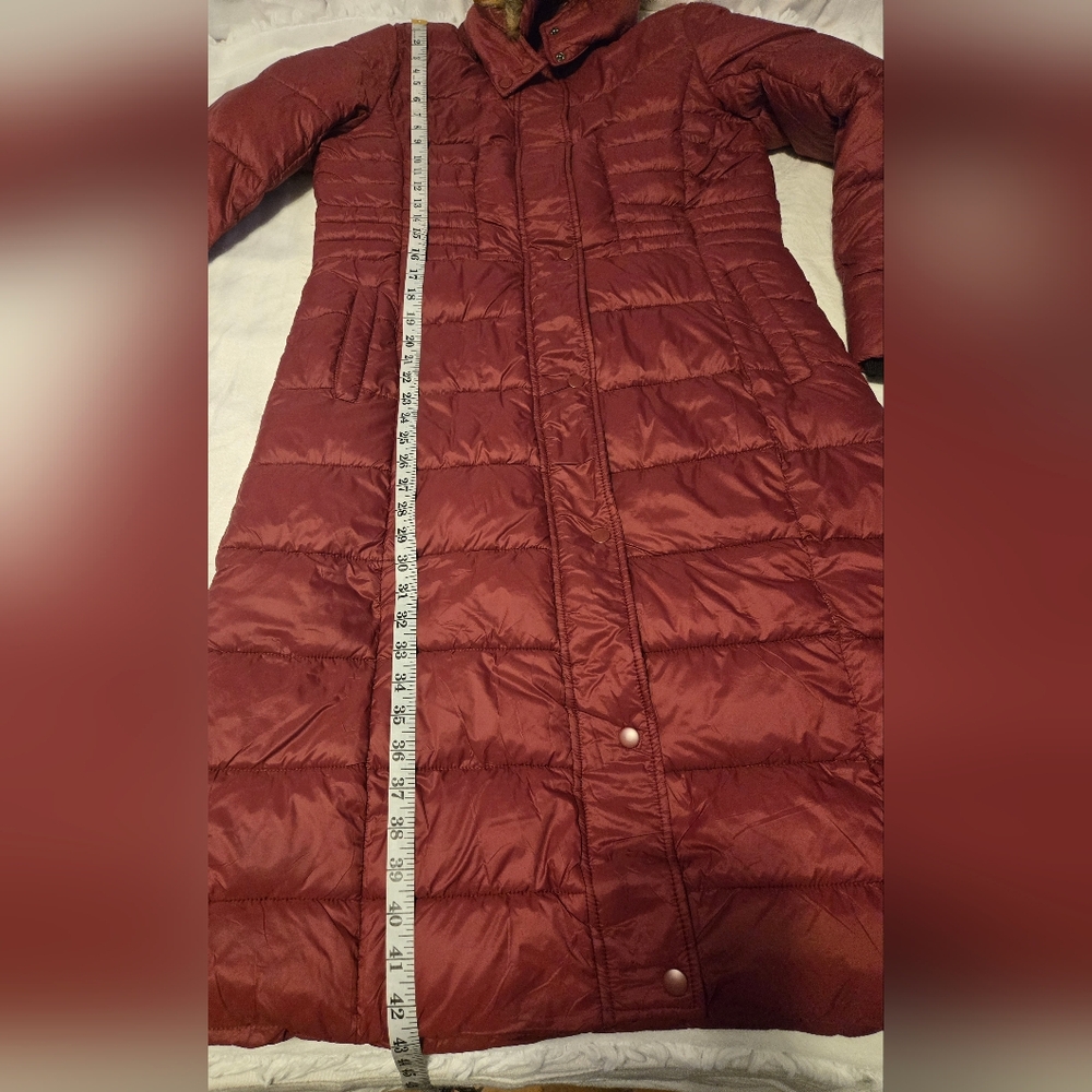 NWT Haute Edition Women's Long Padded Puffer Jacket with Faux Fur Lined Hood - Picture 5 of 16